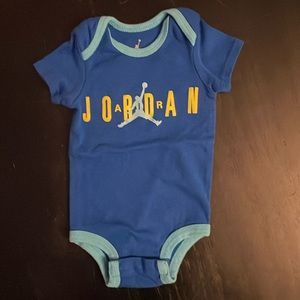 Jordan onesie 0-6M